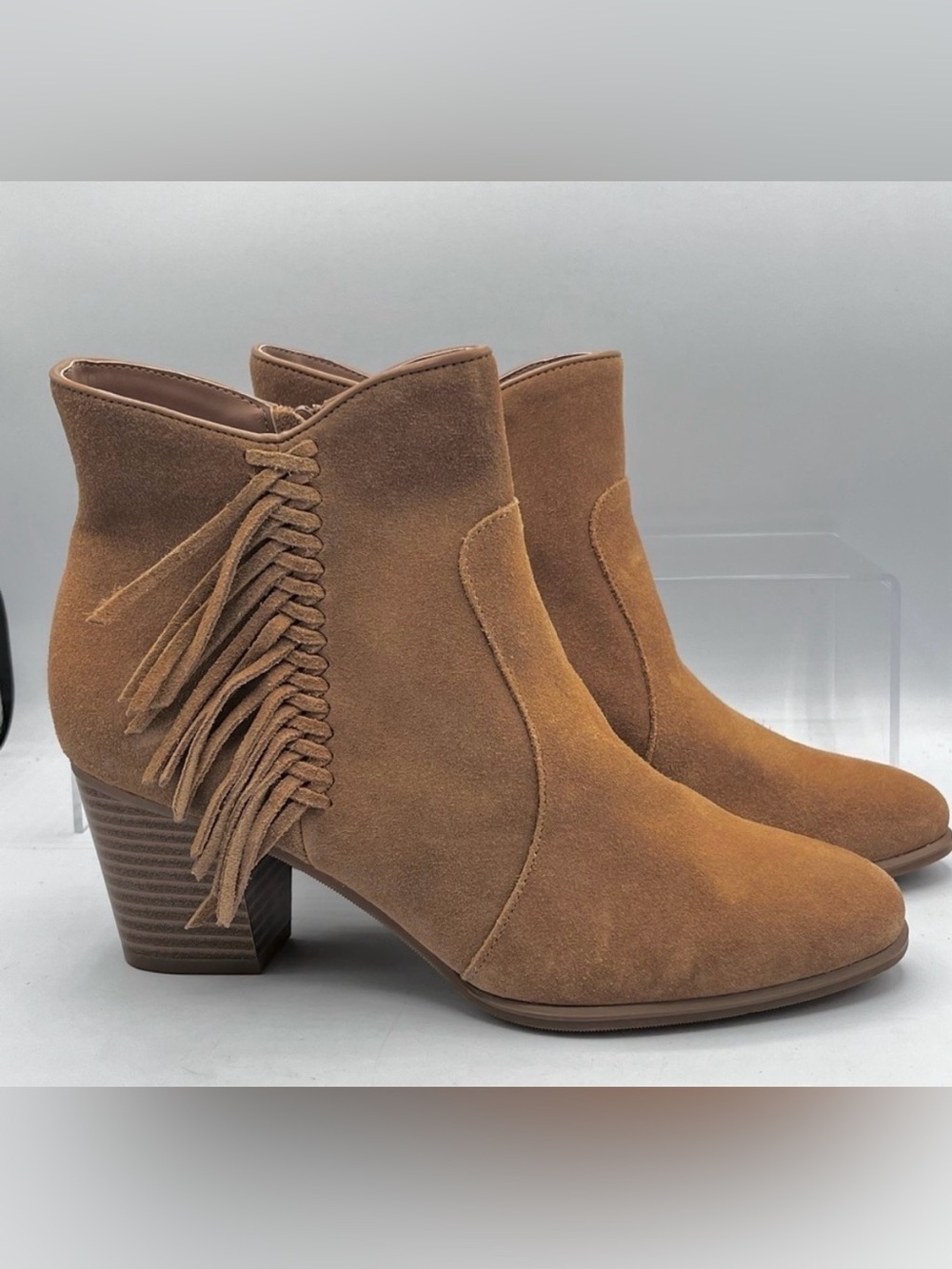 Bass Ankle Bootie Women’s Size 7.5 Tan Eve Suede Fringed Heeled Zip Boho Boot